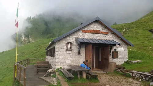 Rifugio Pian de Fontana