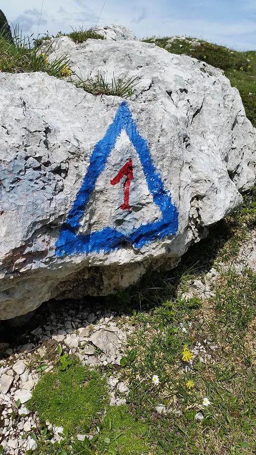 הולכים על הVia Alta Dolomites 1